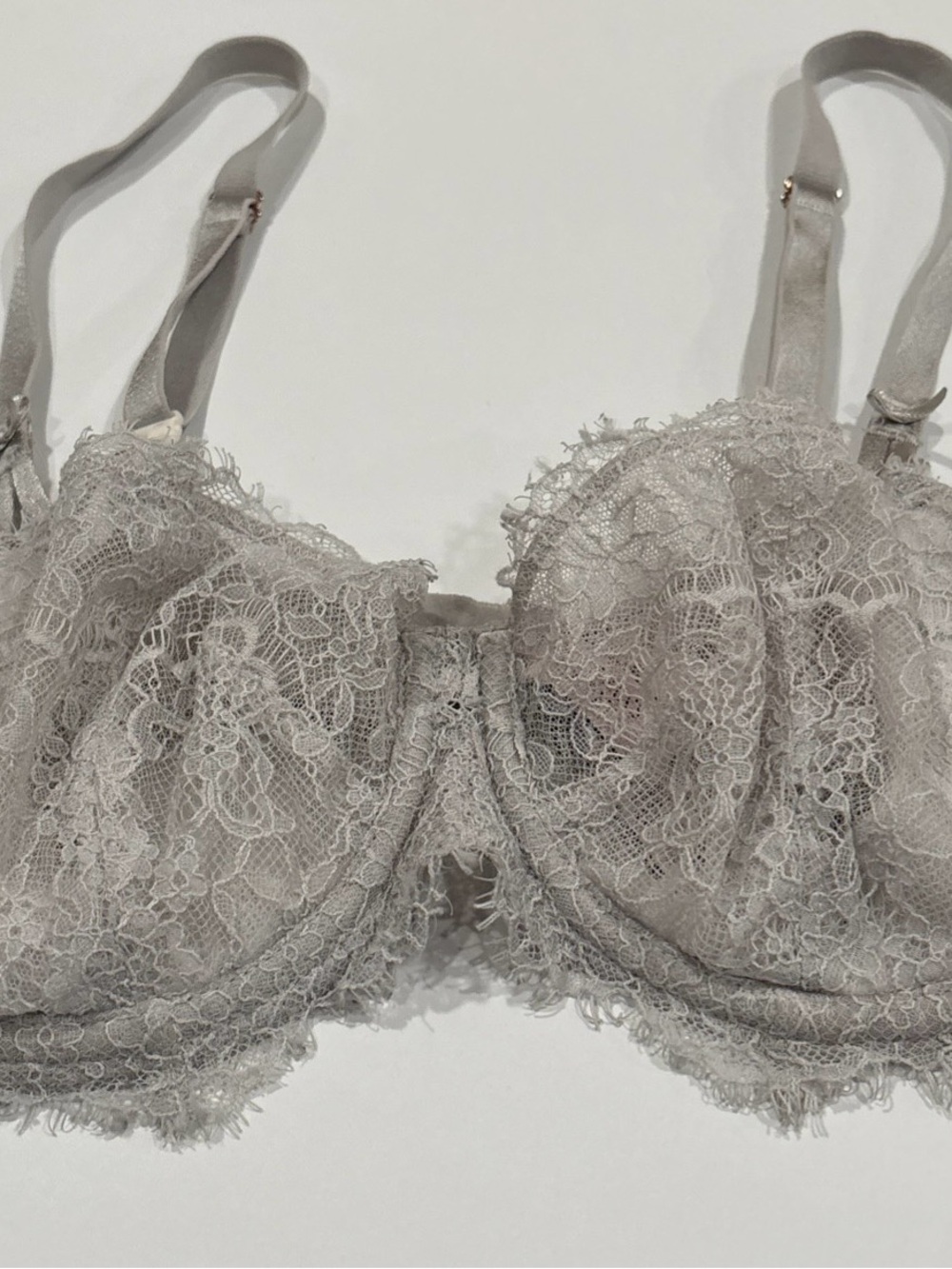 Victoria's Secret Bra Grey Dream Angels Lace Unlined No Pad Push Up Sz 34D